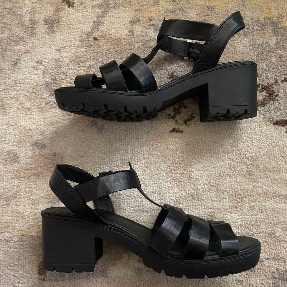 Wild Fable Fisherman Sandals